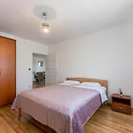 Holiday Apartment Darko, Pjescana Uvala