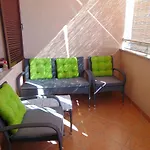 Apartment Dendy
