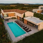 Villa Vigneto Near Novigrad For 15 Persons With Sea View And Whirlpool