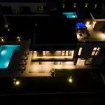 Villa Arestea Near Pula With Sea View, Wellness & Playground