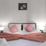 Casa Sara And Sasha Near Motovun With Private Pool - Pet Friendly Truffle Paradise