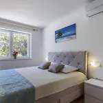Villa Ana Labin For 12 Person With 6 Bedrooms & Private Pool