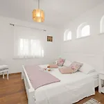 Villa Laura In Medulin For 8 Persons Only 1.5 Km From The Beach