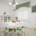 Villa Laura In Medulin For 8 Persons Only 1.5 Km From The Beach