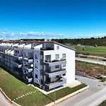 Modernes Apartement Mit Meerblick