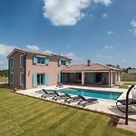Villa Desire