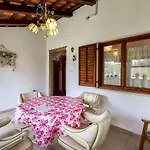 Komplett Umzaeuntes Ferienhaus Mit Klima, Wlan