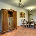 Villa Lucy