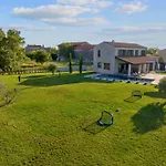 Villa Stellar