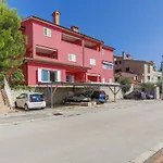 Apartment Flores By Interhome