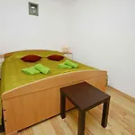 Apartment In Baderna - Istrien 44223