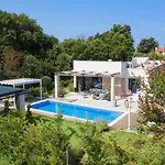Luxury Design Villa Maell With Private Pool And High Level Of Privacy - Wiibuk