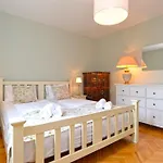 Apartments Nikola 2113