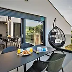 Valla Family Apartments And Rooms
