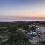 Modern Villa In Peroj With Pool And Parasol