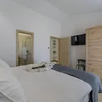 Villa Zani In Loborika - Haus Fuer 6-7 Personen