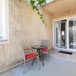 Apartment Florinda 2091