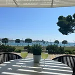 Superior Seaview Apt. With Pool