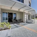 Superior Seaview Apt. With Pool