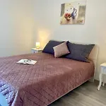 Ema Apartment