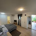 Apartment Mika