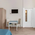 Villa Hope Apartments
