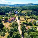 Holiday Homes Sunny Twins By Rent Istria