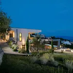 Green Tree Villas