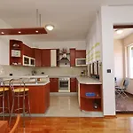 Perla Bleu 4 Apartment