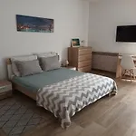 Studio Apartman Dori