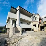 Apartman Zagi