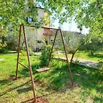 Apartment Fuer Paare Mit Gemeinschaftspool In Valica