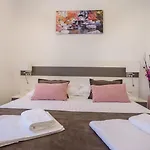 Two Bedroom Apartment Milohanic III