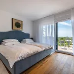 Nice Home In Gamboci With Outdoor Swimming Pool