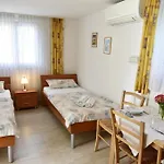 Apartments With A Parking Space Umag - 22709