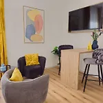 Chariming And Comfy Studio