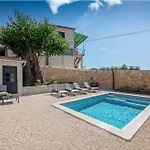 Villa Dvori Private Pool Near Porec