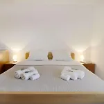 Grosse Wohnung In Babici Mit Garten Und Terrasse