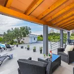 House Katarina With Private Swiming Pool