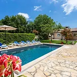 Villa Darko