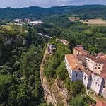 Beautiful Apartment In Pazin With Wifi