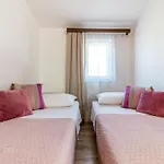 Cozy Apartment Mendula Medulin