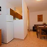 Ferienwohnung Fuer 5 Personen Ca 50 Qm In Banjole, Istrien Istrische Riviera