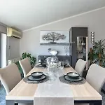 Ferienwohnung Fuer 4 Personen Ca 85 Qm In Fazana, Istrien Istrische Riviera