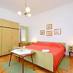 Ferienwohnung Fuer 5 Personen Ca 48 Qm In Premantura, Istrien Istrische Riviera