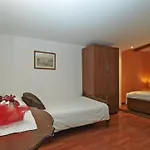 Ferienwohnung Fuer 3 Personen Ca 34 Qm In Banjole, Istrien Istrische Riviera