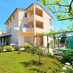 Ferienwohnung Fuer 5 Personen Ca 95 Qm In Banjole, Istrien Istrische Riviera