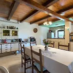 Ferienhaus Mit Privatpool Fuer 8 Personen Ca 250 Qm In Klarici, Istrien Binnenland Von Istrien