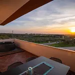 Olive Garden Apartment