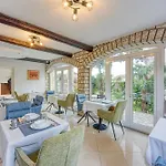 Villa Ladavac B&B